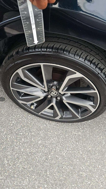 2018 Toyota Corolla LE Sedan - miniatura 26