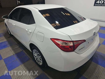 2018 Toyota Corolla LE Sedan - miniatura 2