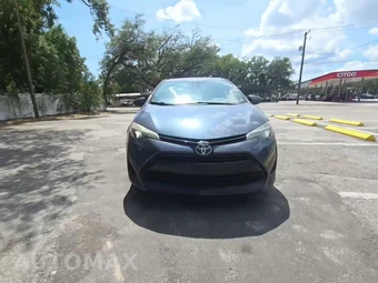 2018 Toyota Corolla LE Sedan - miniatura 2