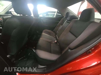 2018 Toyota Corolla LE Sedan - miniatura 13