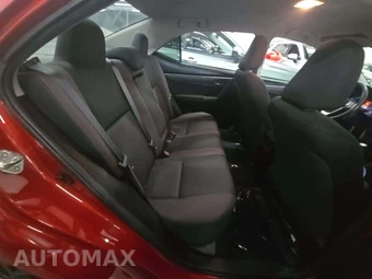 2018 Toyota Corolla LE Sedan - miniatura 16