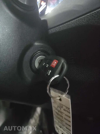 2018 Toyota Corolla LE Sedan - miniatura 8