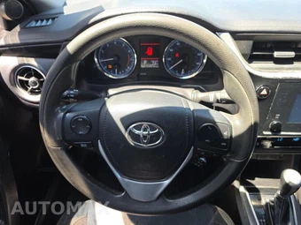 2018 Toyota Corolla LE Sedan - miniatura 10