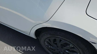 2018 Toyota Corolla LE Sedan - miniatura 32