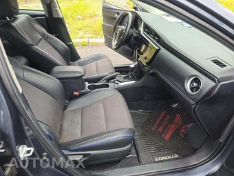2018 Toyota Corolla SE Sedan – miniatura 18