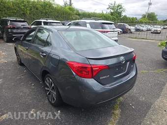 2018 Toyota Corolla SE Sedan – miniatura 2