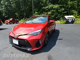 2018 Toyota Corolla SE Sedan