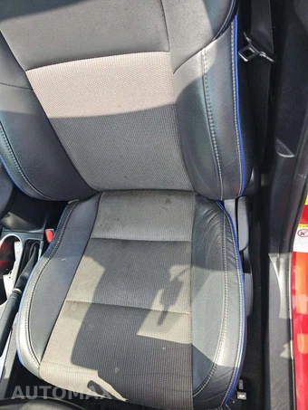 2018 Toyota Corolla SE Sedan – miniatura 18