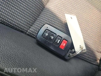 2018 Toyota Corolla SE Sedan – miniatura 5
