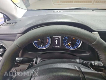 2018 Toyota Corolla SE Sedan - miniatura 21