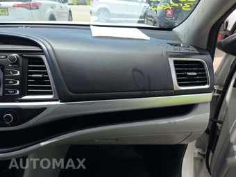 2018 Toyota Highlander LE – miniatura 17