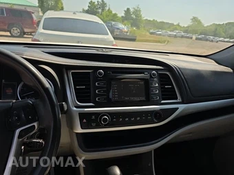 2018 Toyota Highlander LE – miniatura 14