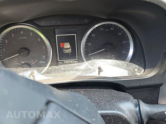 2018 Toyota Highlander LE – miniatura 12