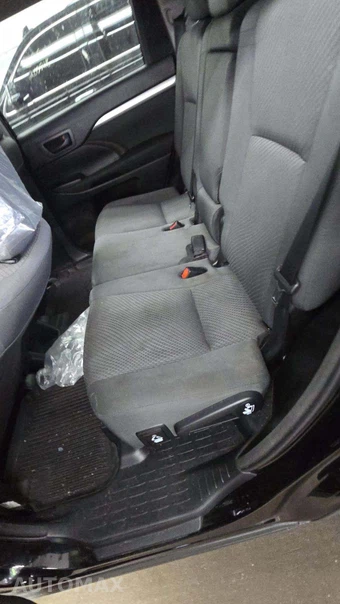 2018 Toyota Highlander LE – miniatura 28