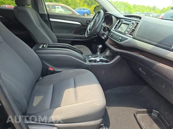 2018 Toyota Highlander LE – miniatura 8