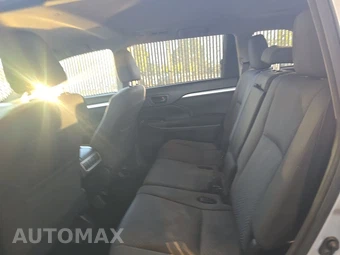 2018 Toyota Highlander LE - miniatura 13