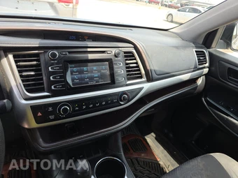 2018 Toyota Highlander LE – miniatura 11