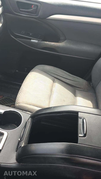 2018 Toyota Highlander LE – miniatura 23