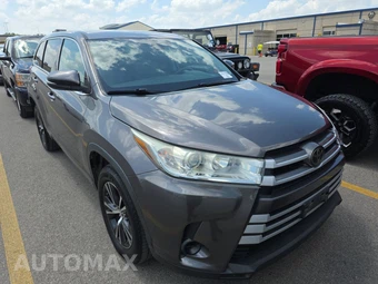 2018 Toyota Highlander LE – miniatura 3