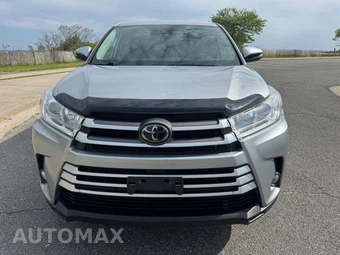 2018 Toyota Highlander LE Plus - miniatura 2