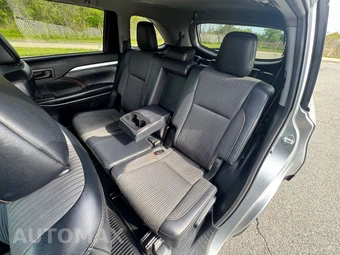 2018 Toyota Highlander LE Plus - miniatura 23