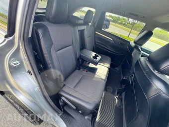 2018 Toyota Highlander LE Plus - miniatura 28
