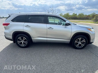 2018 Toyota Highlander LE Plus - miniatura 3