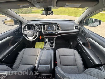 2018 Toyota Highlander LE Plus - miniatura 31