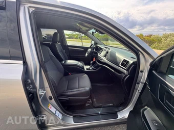 2018 Toyota Highlander LE Plus - miniatura 33