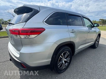 2018 Toyota Highlander LE Plus - miniatura 5
