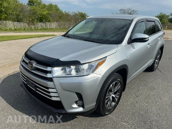 2018 Toyota Highlander LE Plus - miniatura 9