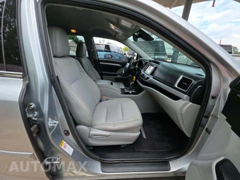 2018 Toyota Highlander LE Plus – miniatura 19