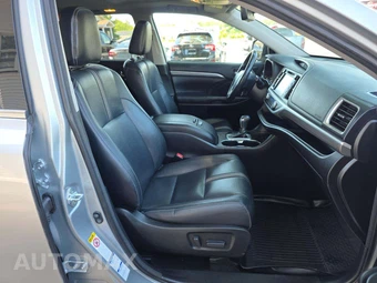 2018 Toyota Highlander SE – miniatura 16