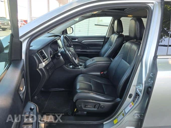 2018 Toyota Highlander SE – miniatura 3