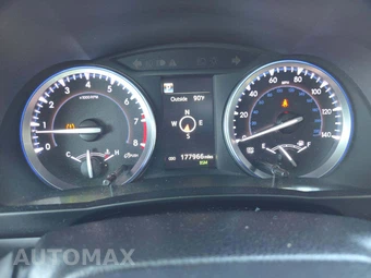 2018 Toyota Highlander SE – miniatura 6