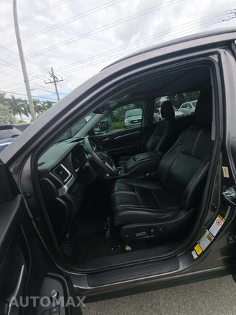 2018 Toyota Highlander SE - miniatura 6