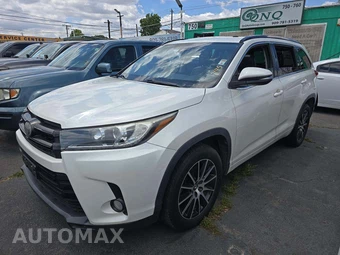2018 Toyota Highlander SE