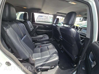 2018 Toyota Highlander SE – miniatura 17