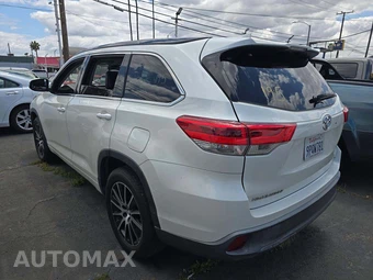 2018 Toyota Highlander SE – miniatura 2