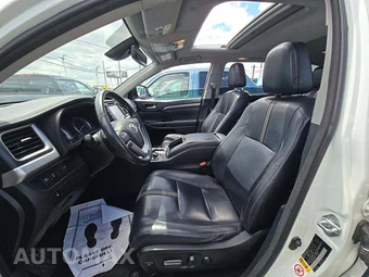 2018 Toyota Highlander SE – miniatura 6