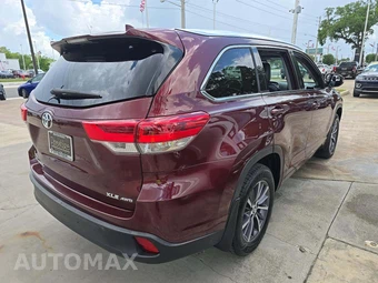 2018 Toyota Highlander XLE – miniatura 3