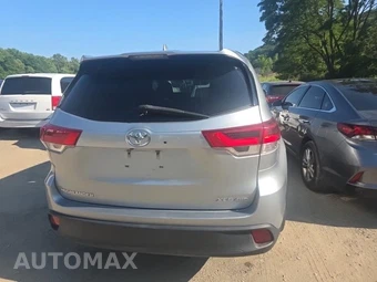 2018 Toyota Highlander XLE – miniatura 5