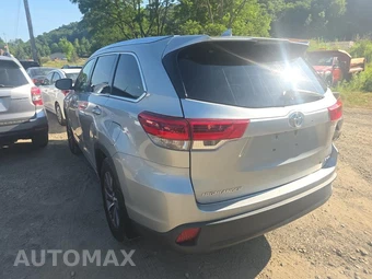 2018 Toyota Highlander XLE – miniatura 6