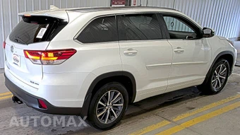 2018 Toyota Highlander XLE - miniatura 4