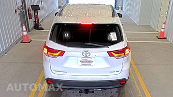 2018 Toyota Highlander XLE - miniatura 5
