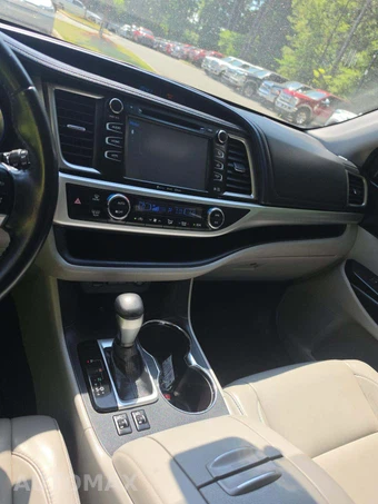 2018 Toyota Highlander XLE – miniatura 10