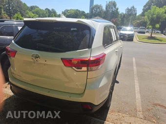 2018 Toyota Highlander XLE – miniatura 3