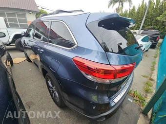 2018 Toyota Highlander XLE – miniatura 6