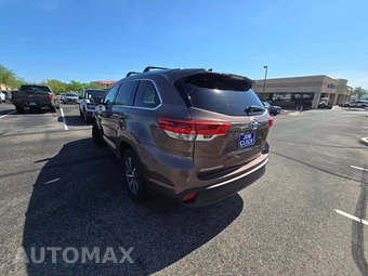 2018 Toyota Highlander XLE - miniatura 2