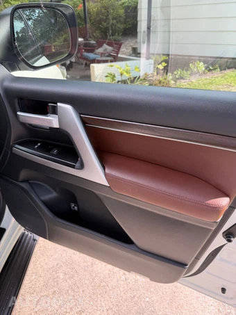 2018 Toyota Land Cruiser - miniatura 20